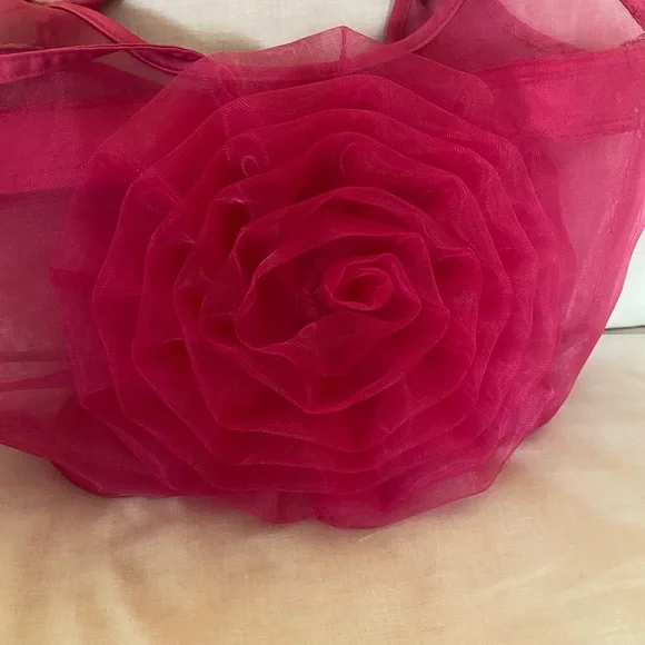 Totally cute TOTE! - Picture 2 of 2